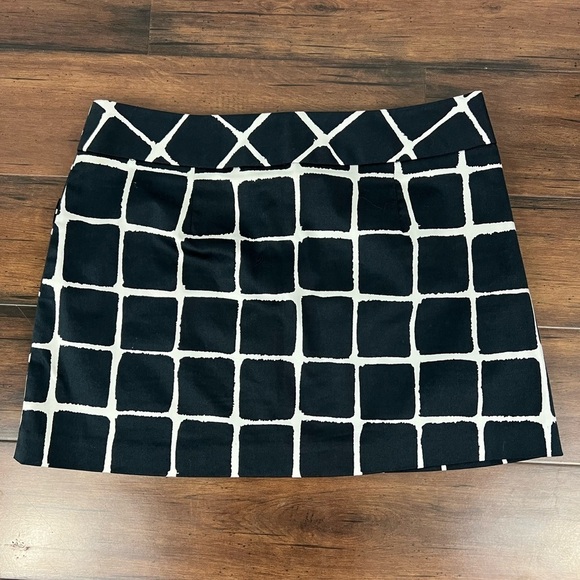 Trina Turk Navy Blue & White Mini Skirt - Size 2 - Picture 5 of 6